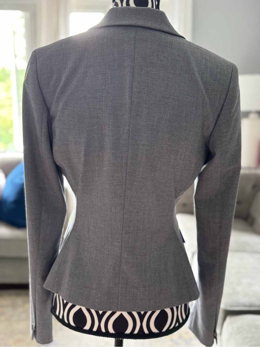 T Tahari Gray Blazer with Lime Trim - Picture 2 of 5